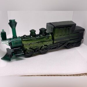 Avon 1876 centennial express train decanter and after shave